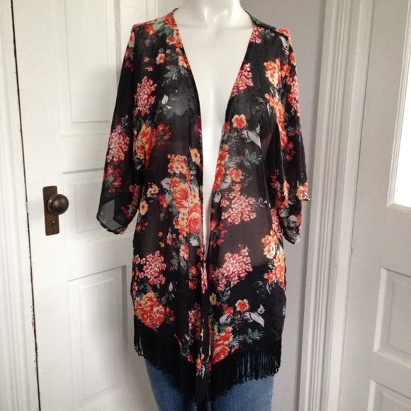 Almost Famous Tops - Black floral kimono size large
